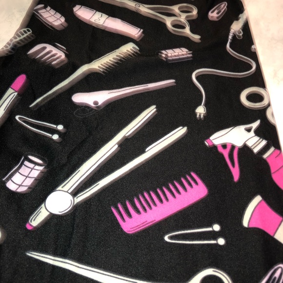 LuLaRoe TC2 Hairstylist Beautician Salon Hair New - Picture 2 of 4